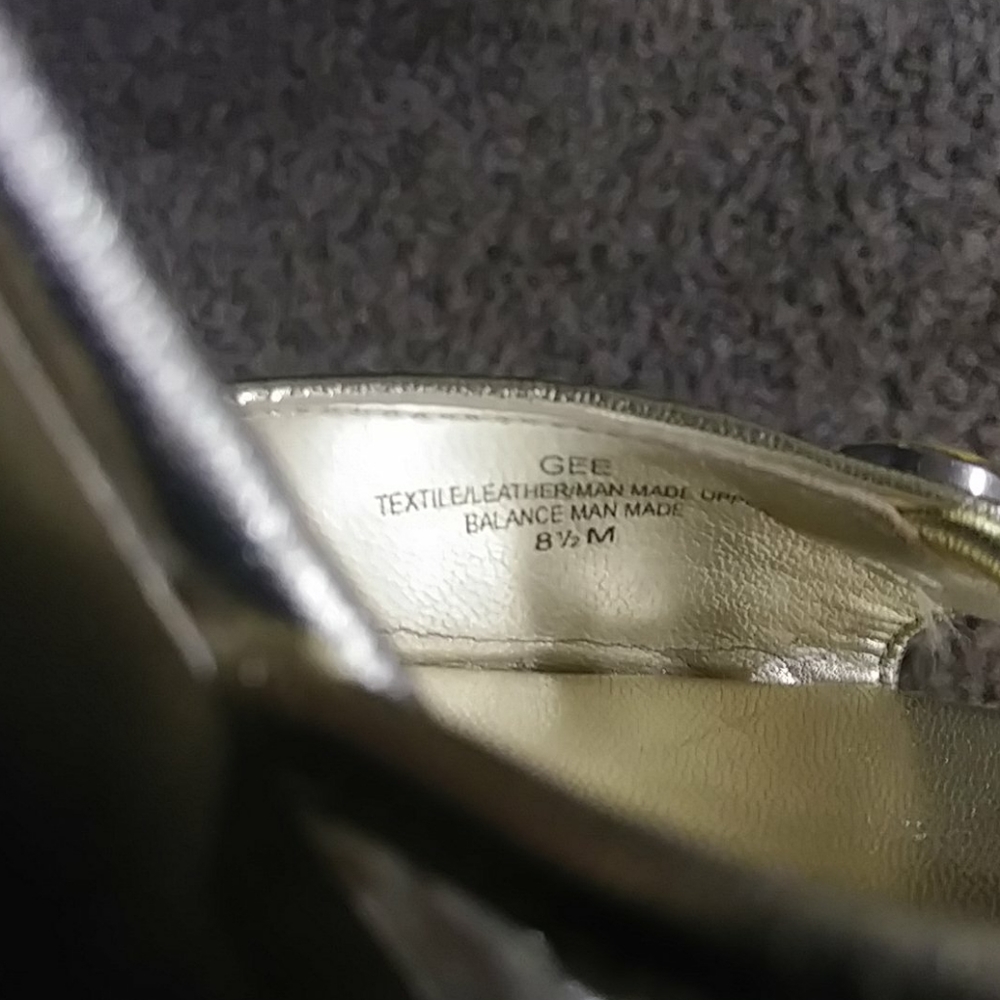 #93. Guess heels. 4inch. Size: 8.5 - Picture 8 of 8